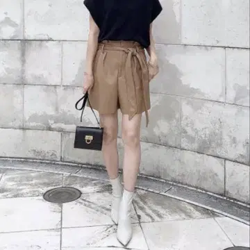 IENA 리본 숏팬츠 카멜