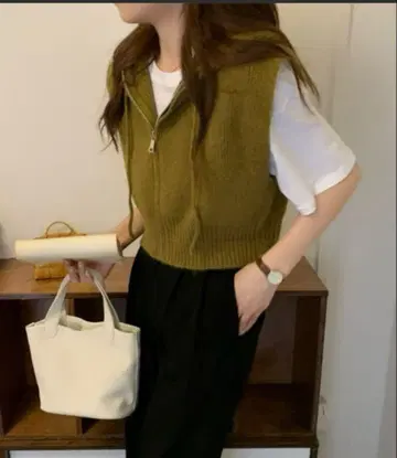 gossip! 로스앤젤레스 후드 부착 집업 베스트