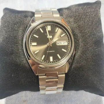SEIKO 5 자동 와인딩 그레이 다이얼 SNXS79K1