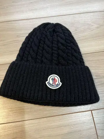 MONCLER 블랙 니트 모자 케이블 짜임