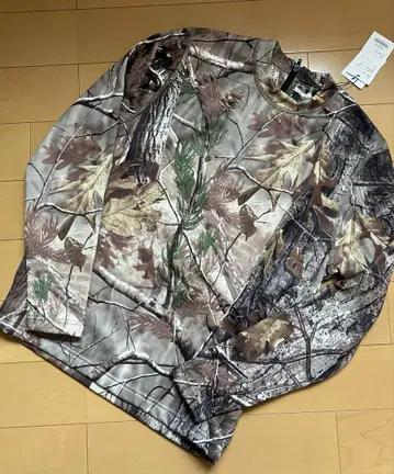 HYKE REALTREE APCAMO 프린트 티셔츠