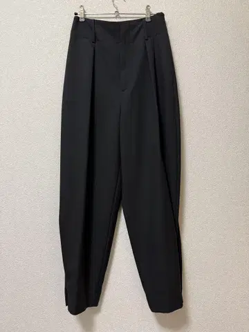 MARW UNITED ARROWS 코쿤 턱 팬츠 38