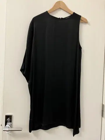 자라 ZARA woman 비대칭 원피스 파티 발표회 2차 모임