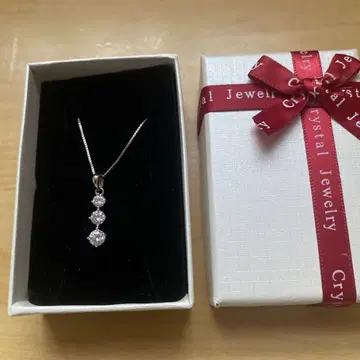 실버 크리스탈 목걸이