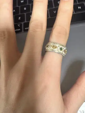 골드링 장식적인 디자인 북유럽