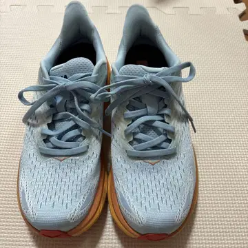 HOKA 러닝화 라이트 블루