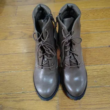 GU 레이스업 힐 부츠 M 미사용 택 포함
