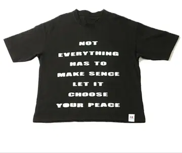 PLAYHOUR SPRAY GRAPHIC T-SHIRT 완판템