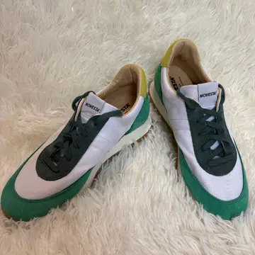 새상품급 노베스타 마라톤 러너 트레일 스니커즈 그린 38