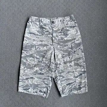 디지털 카모플라주 카고 숏팬츠