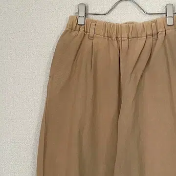 Cutie Blonde 와이드 팬츠 허리밴딩 포켓 부착 루즈핏