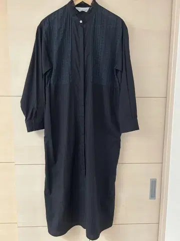 MIDI UMI 블랙 셔츠 원피스 긴팔