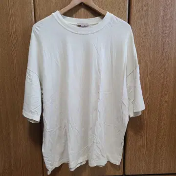 H&M 크림색 L 사이즈 반팔 T셔츠