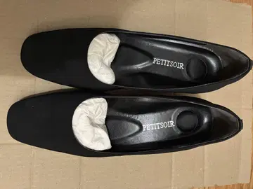 PETITSOIR 블랙 펌프스 M 사이즈