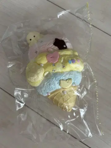 아이스크림 스퀴즈 문어
