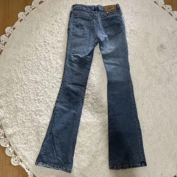 시마론 로우라이즈 플레어 팬츠 부츠컷 데님