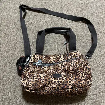 Kipling 숄더백