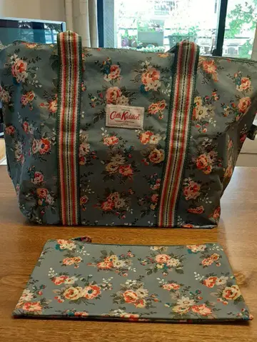 Cath Kidston 플라워 프린트 보스턴 백