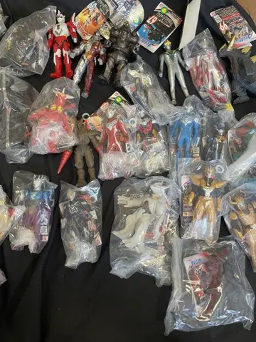 울트라 히어로 괴수 시리즈 소프트 비닐 23체 일괄 택 포함