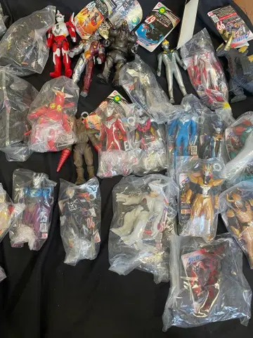 울트라 히어로 괴수 시리즈 소프트 비닐 23체 일괄 택 포함