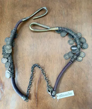 CHOISIR PAR SERACCI JAPON 코인 모티브 가죽 벨트