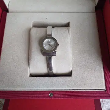 Salvatore Ferragamo 아날로그 손목시계 실버