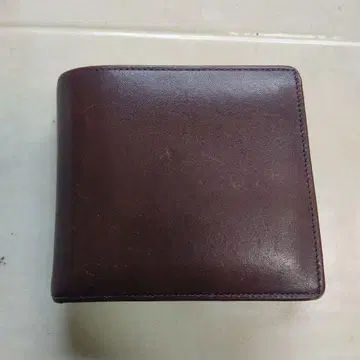 CYPRIS 키프리스 브라운 가죽 접이식 지갑