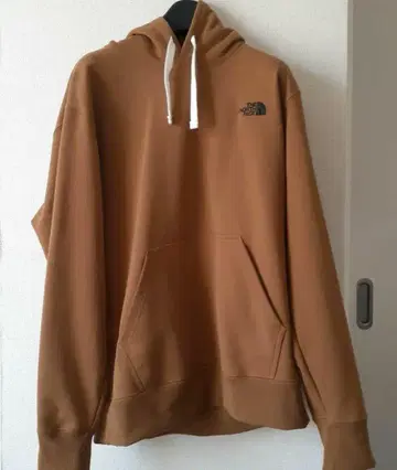 THE NORTH FACE 브라운 후드 부착 후드티