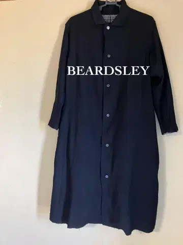새상품급 BEARDSLEY 울 롱 코트 블랙 사이즈 F