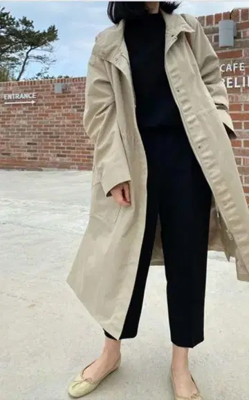 스토리나인 스탠드 칼라 코트 약간의 하자 있음