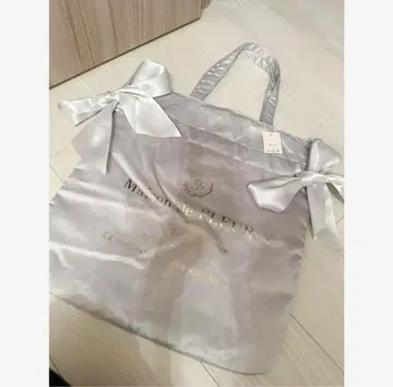 미사용 택 포함 Maison de FLEUR 고급 컬러 리본 완판 토트