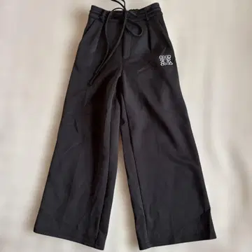 와이드 저리 라인 팬츠