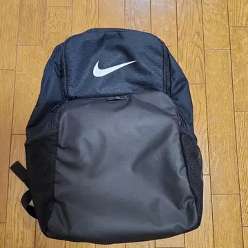 Nike 블랙 백팩