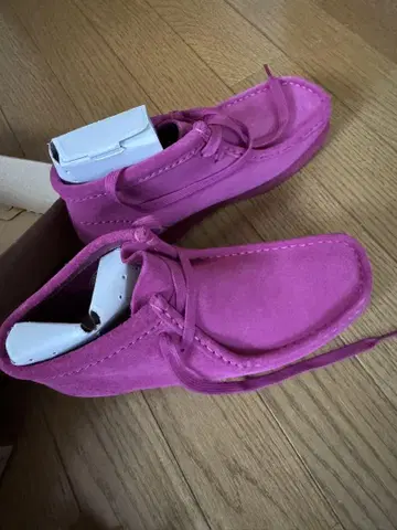 CLARKS 핑크 숏부츠 wallabee boot