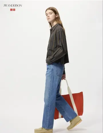 새상품급 UNIQLO 스트레이트 청바지 23