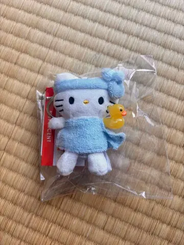 로리즈팜 Me% 토이 키링 헬로키티 타월