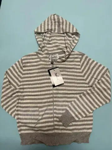 the Barnnet 스트라이프 후드티