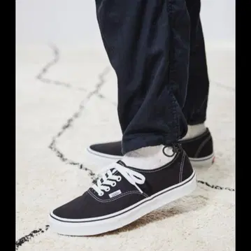 VANS AUTHENTIC 반스 오센틱 블랙 27.5cm