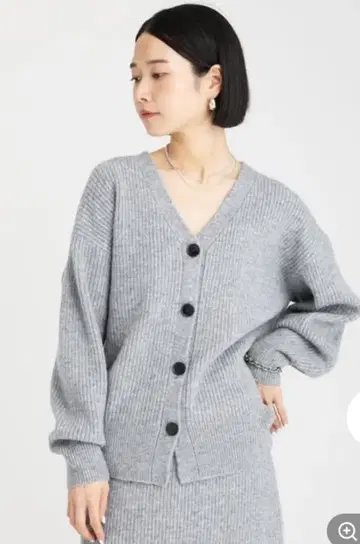 BABYLONE 에어리 필 니트 가디건 10월 말까지 게재