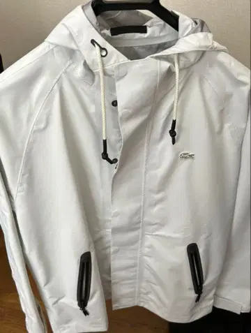 새상품 미사용 LACOSTE 나일론 자켓