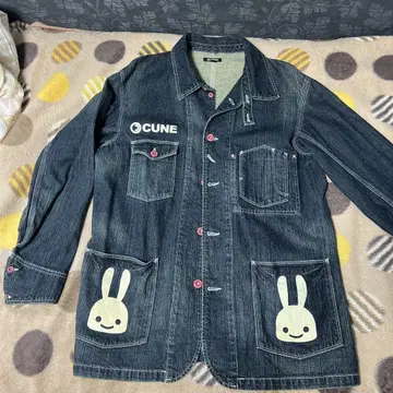CUNE 토끼 프린트 데님 자켓