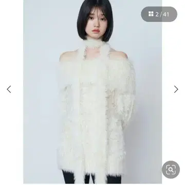 EMODA 오프숄더 타이 오버 니트 아이보리