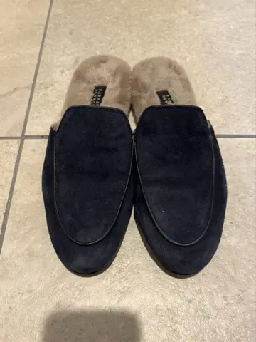 BARNEYS NEW YORK 네이비 슬립온 판매자 사이즈 24cm