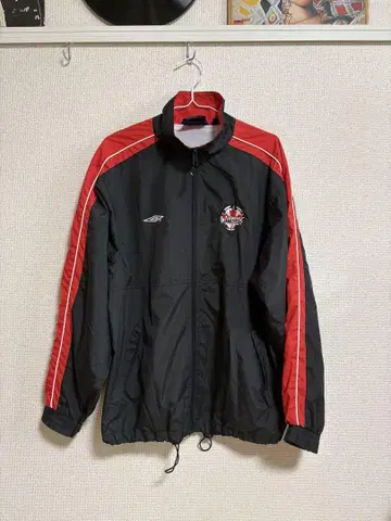 UMBRO 나일론 자켓 블랙/레드