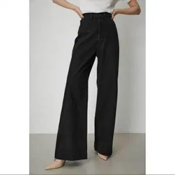 DARTS DENIM WIDE 아즈르 바이 마우지 와이드 데님 블랙