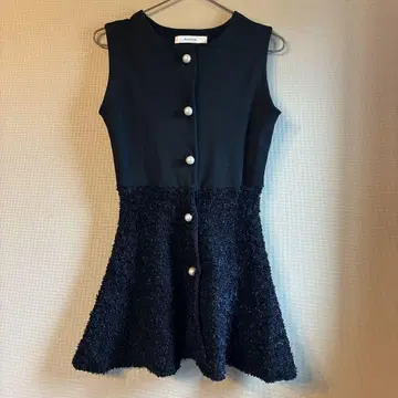 Rirandture 블랙 플레어 베스트