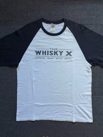 THE WHISKY X 래글런 슬리브 T셔츠