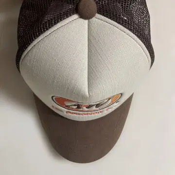 A&W 로고 트래커 캡 화이트/브라운
