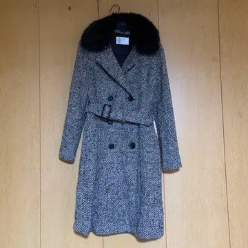 퍼 카라 부착 트위드 롱 코트