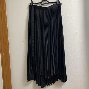UNIQLO +J 유니클로 질 샌더 플리츠 스커트 블랙 61 사이즈